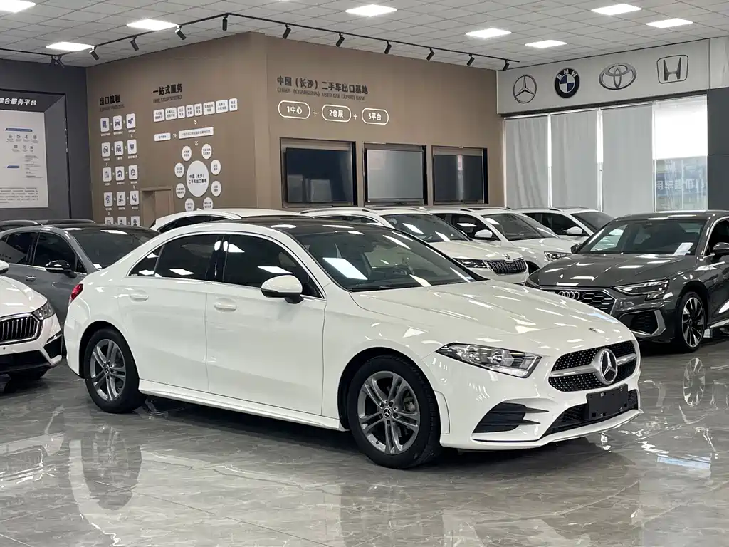 Mercedes-Benz A-Class — миниатюра 3