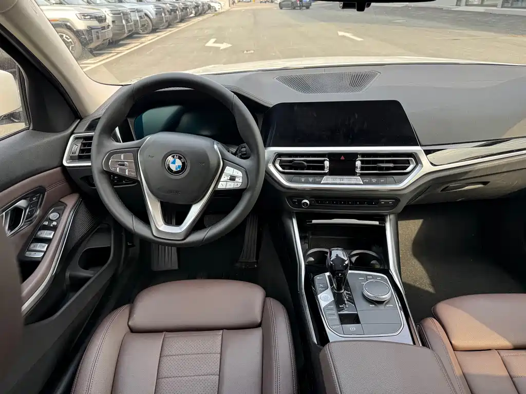 BMW 3 Series — миниатюра 10