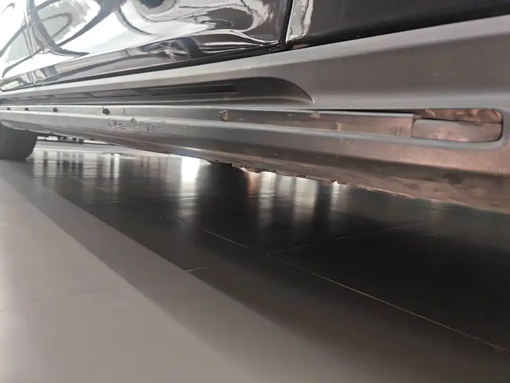 Mercedes-Benz EQE SUV — миниатюра 21