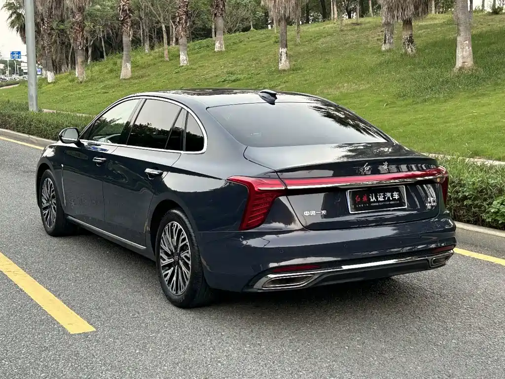 Hongqi Hongqi H5 — миниатюра 11