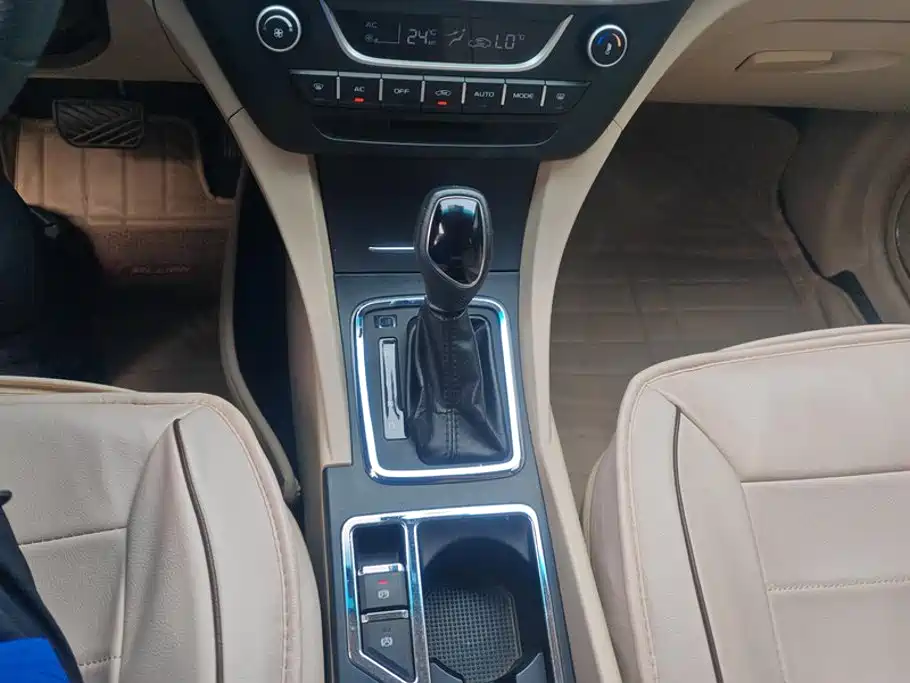 Geely Emgrand — миниатюра 16