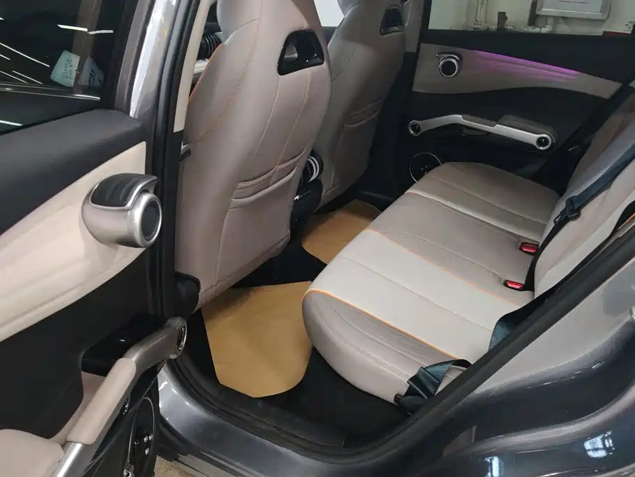 BYD Yuan Plus — миниатюра 11