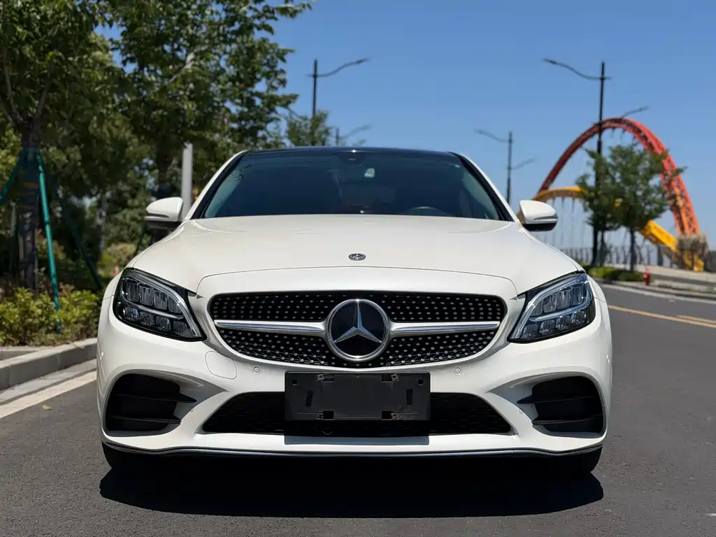 Mercedes-Benz C-Class — миниатюра 2