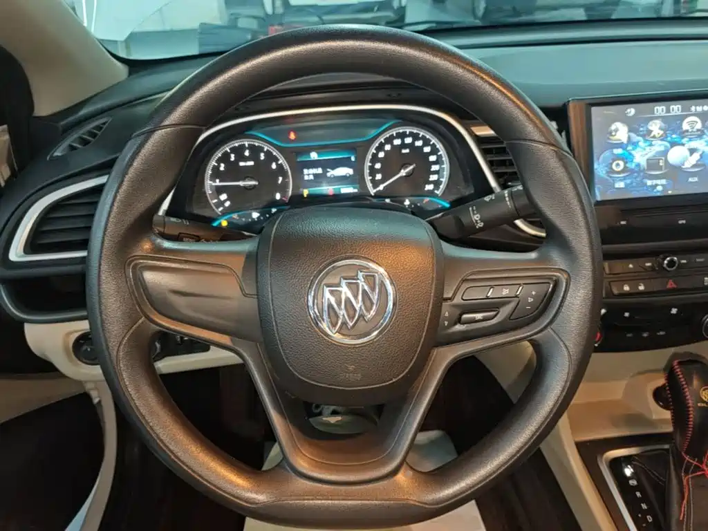Buick Excelle — миниатюра 11