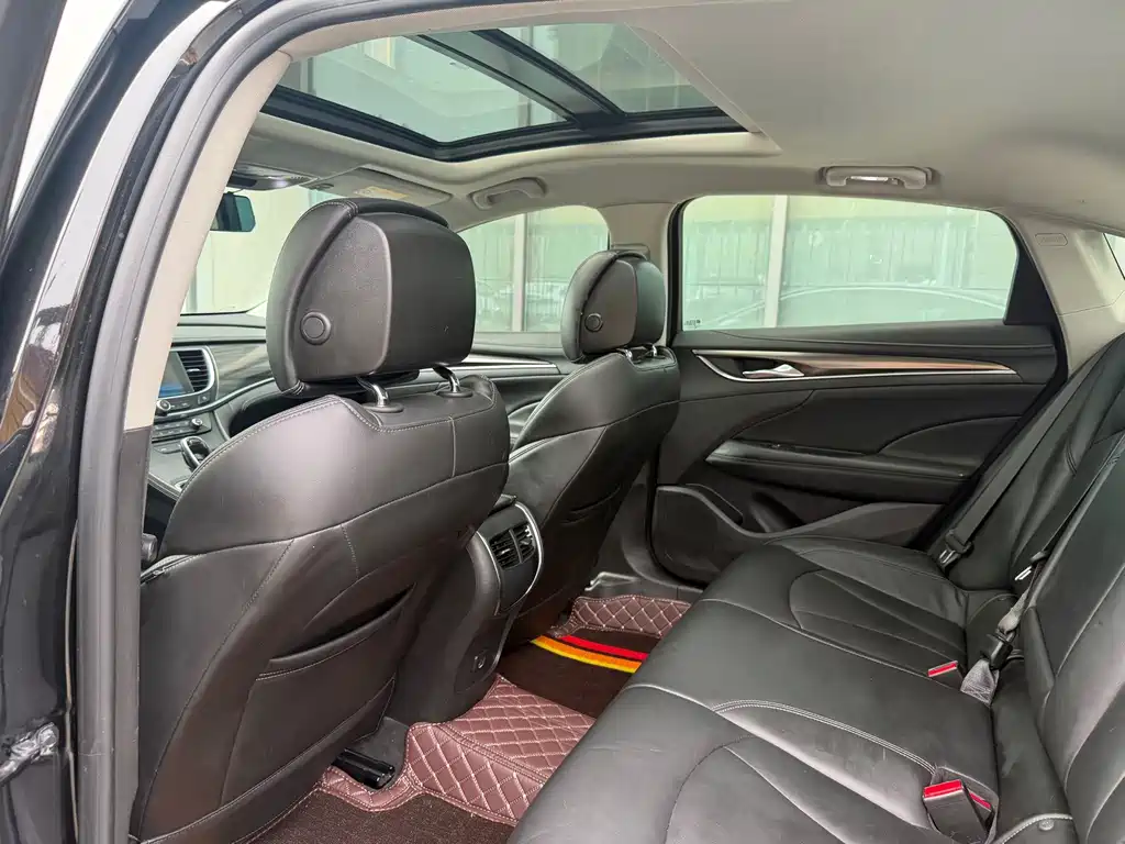 Buick LaCrosse — миниатюра 5