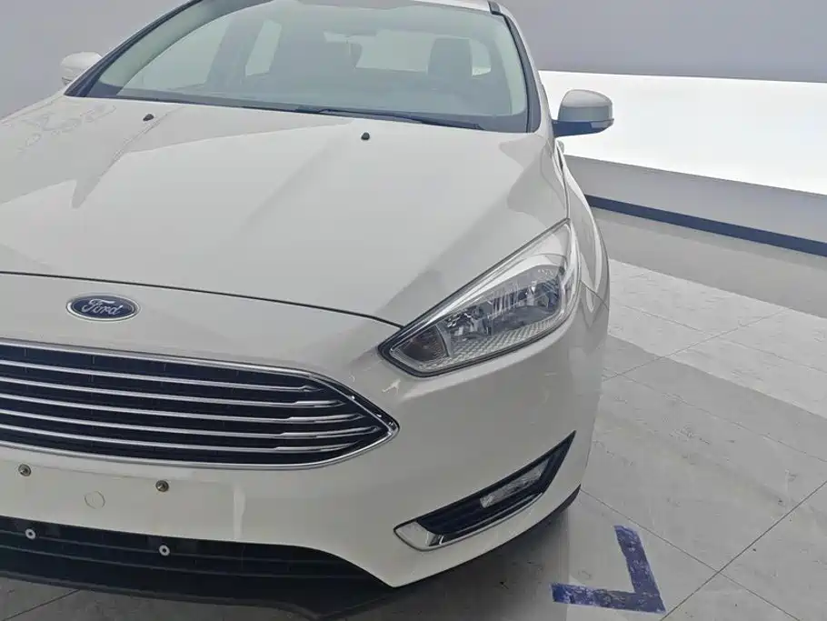 Ford Focus — миниатюра 5