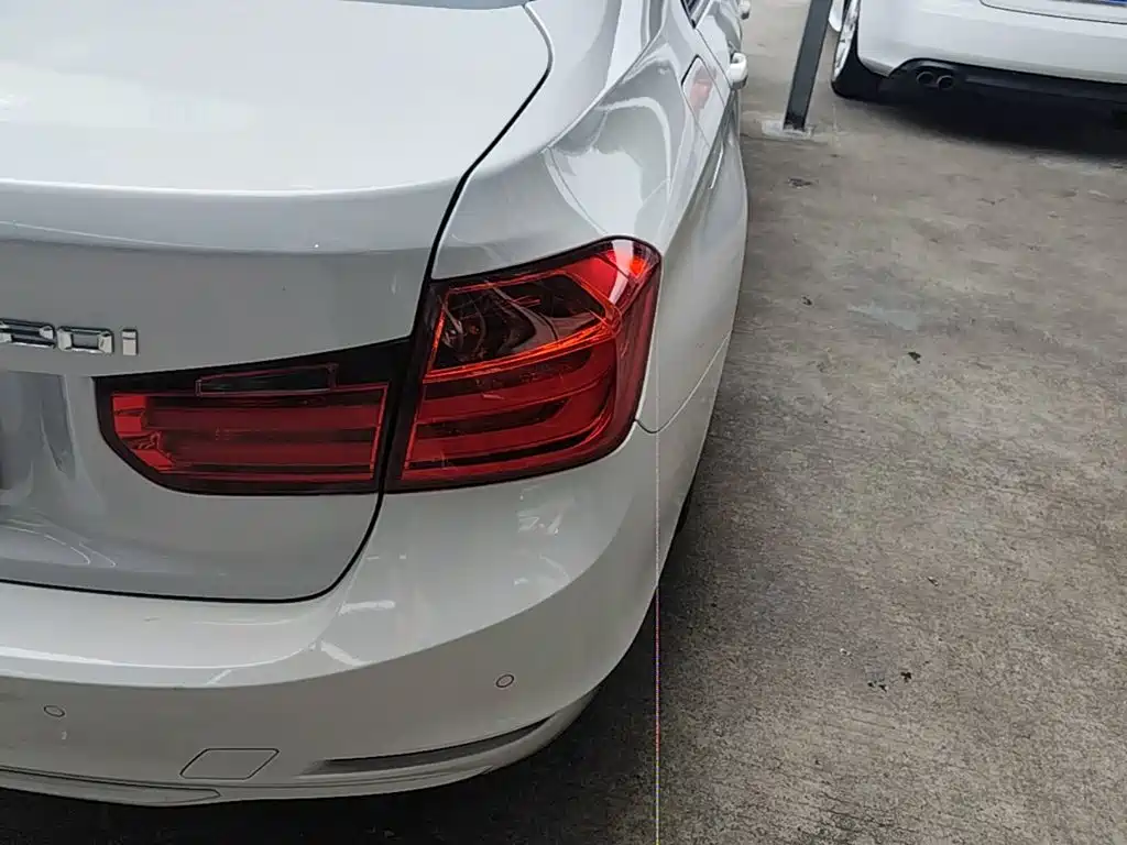 BMW 3 Series — миниатюра 8