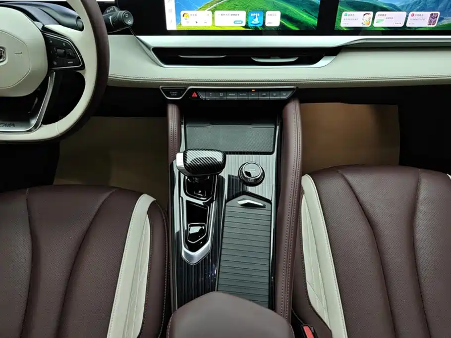 Geely Xingyue L — миниатюра 16