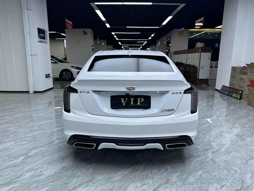 Cadillac CT5 — миниатюра 8