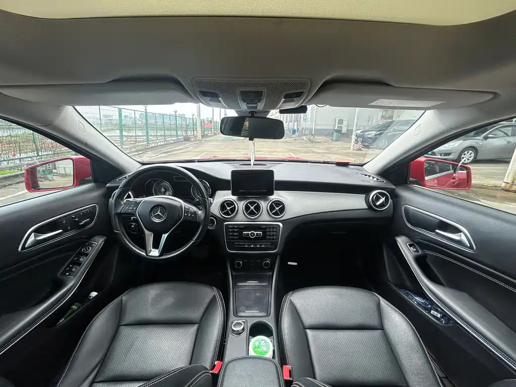 Mercedes-Benz GLA — миниатюра 13