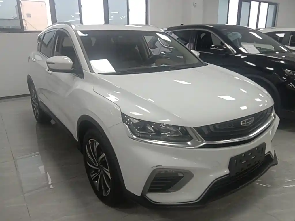 Geely Binyue — миниатюра 4