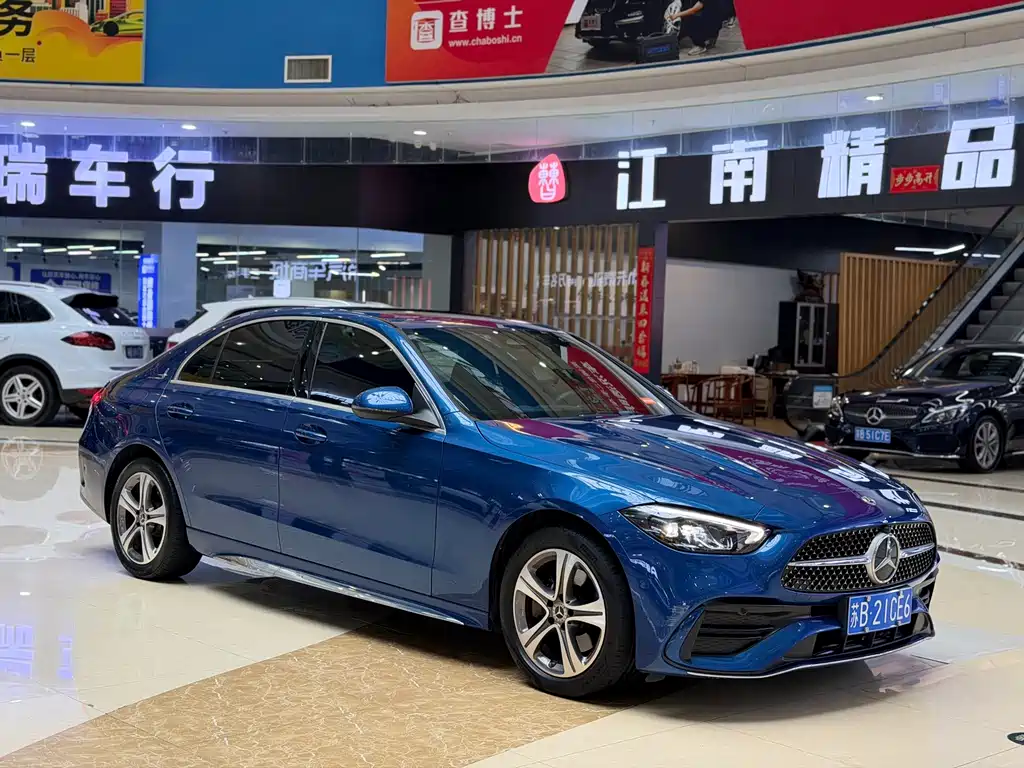 Mercedes-Benz C-Class — миниатюра 3
