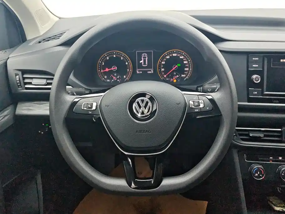 Volkswagen Tharu — миниатюра 15