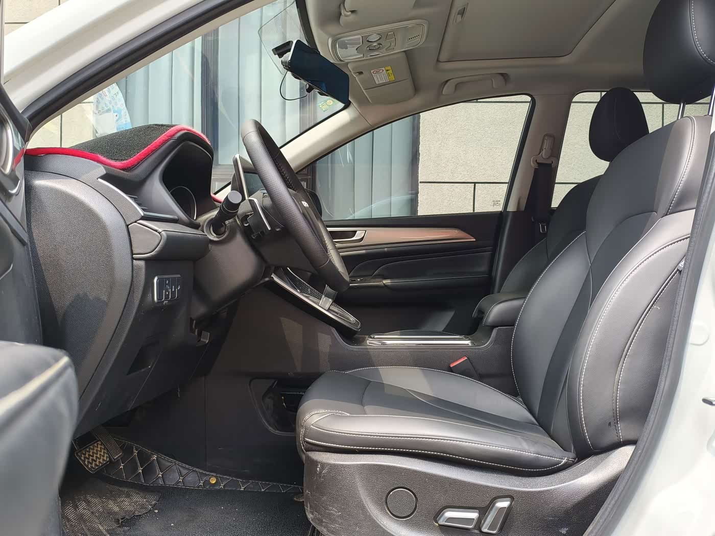 Haval Haval M6 1.5 л 2022 г. Белый, пробег 44000 км