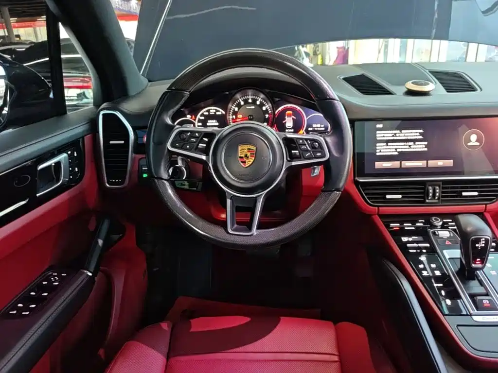 Porsche Cayenne — миниатюра 11