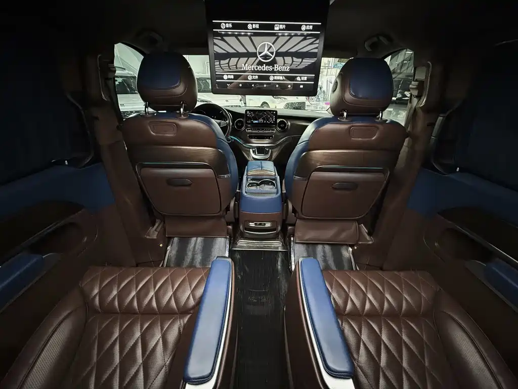 Mercedes-Benz V-Class — миниатюра 11