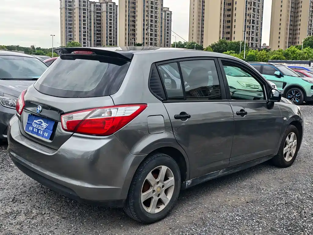 Venucia R50 — миниатюра 4