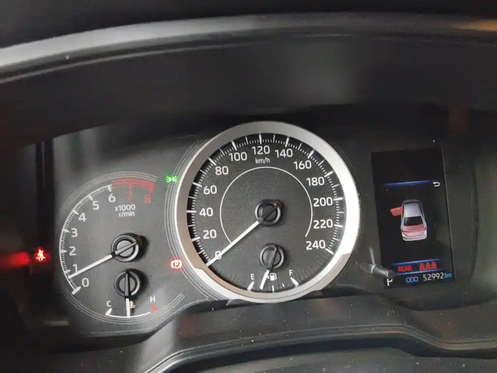 Toyota Corolla — миниатюра 12