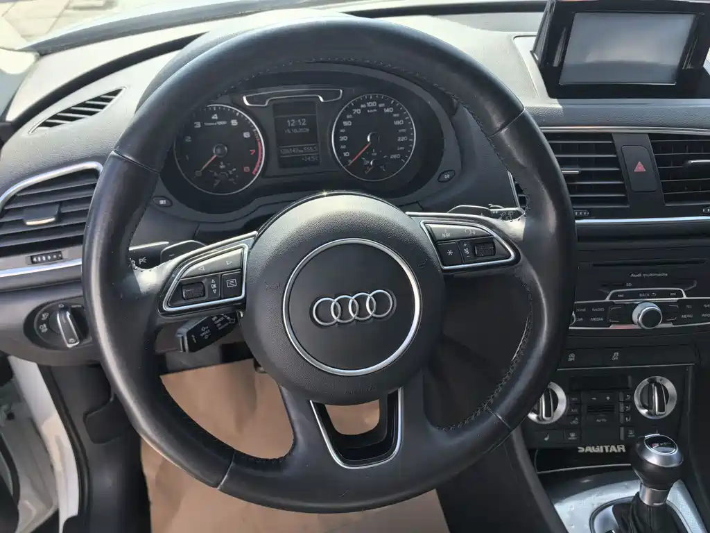 Audi Q3 — миниатюра 12