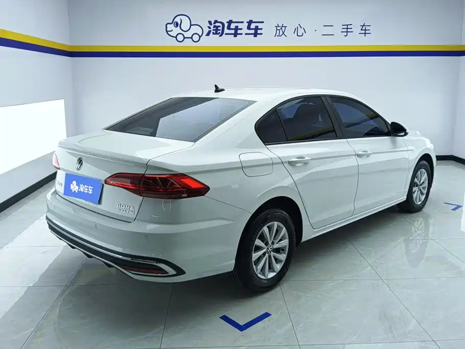 Volkswagen Bora — миниатюра 3