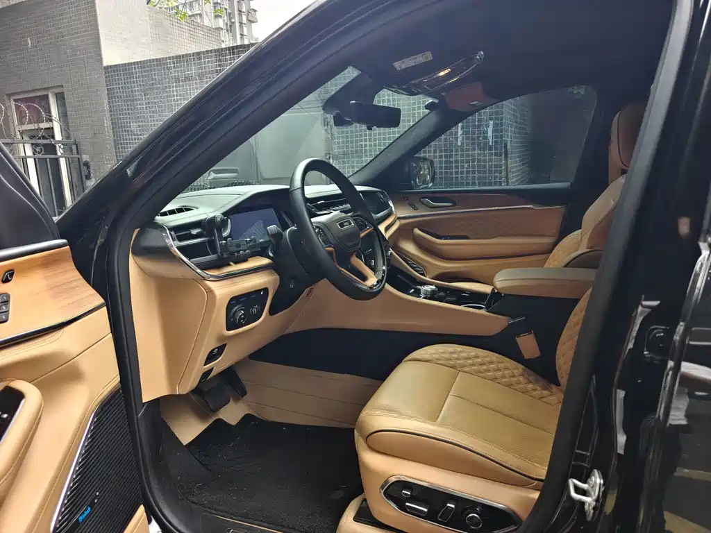 Jeep Grand Cherokee 4xe (Import) — миниатюра 9