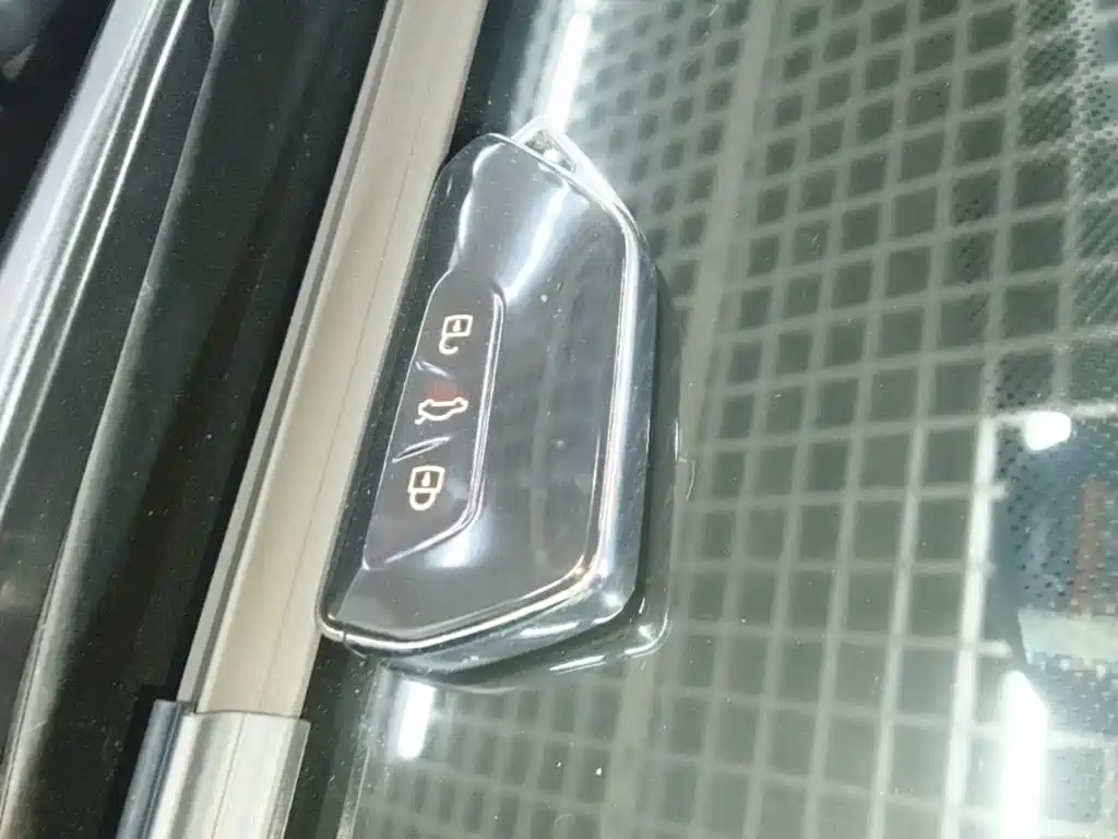 Volkswagen ID.4 X — миниатюра 9
