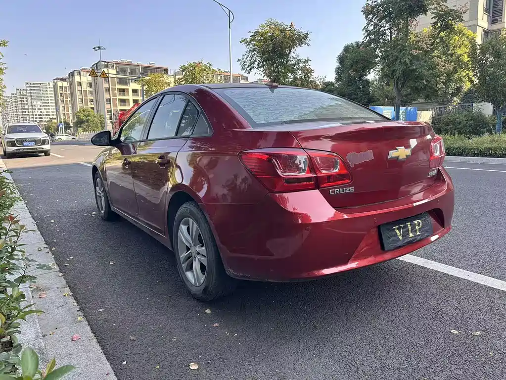 Chevrolet Cruze — миниатюра 6