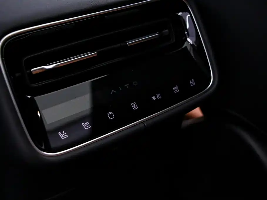 AITO AITO M6 — миниатюра 17