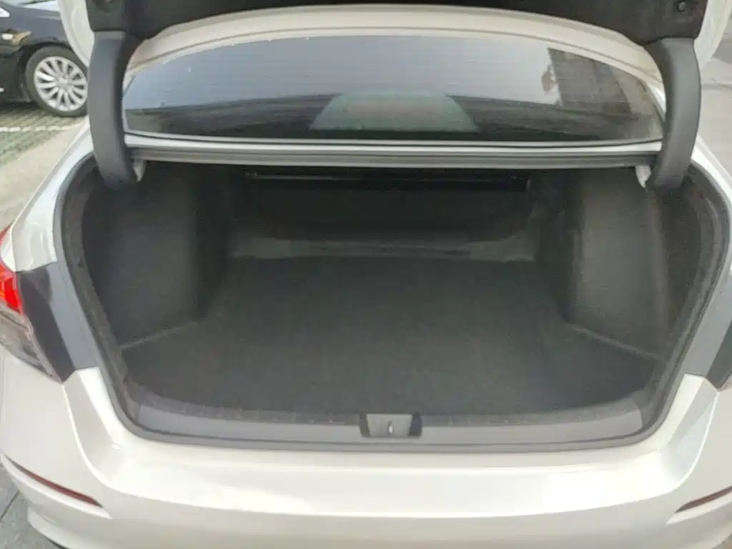 Honda Civic — миниатюра 19