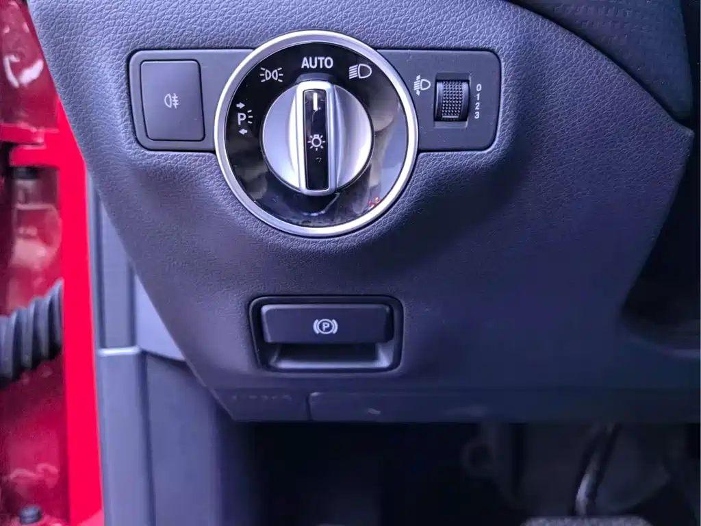 Mercedes-Benz A-Class (Import) — миниатюра 19