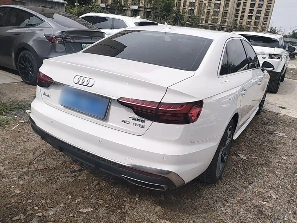 Audi A4L — миниатюра 7
