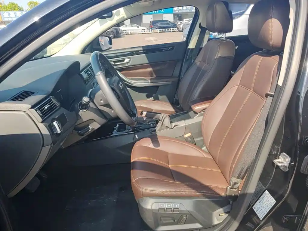 Qoros Qoros 3 — миниатюра 15