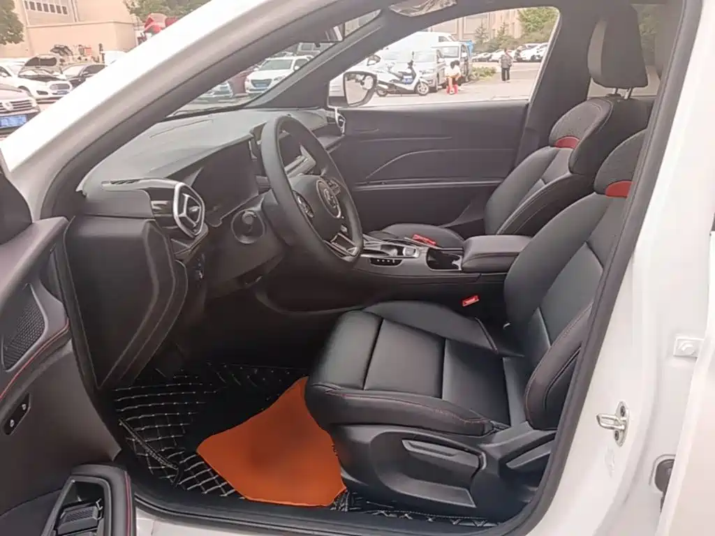 MG MG5 — миниатюра 15