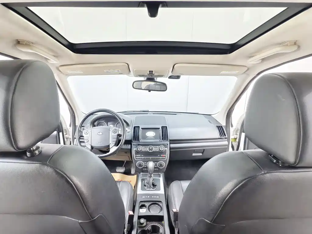 Land Rover 2 014 2.0T Si4 S