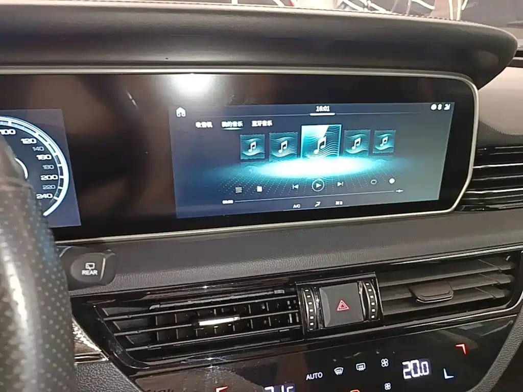 Hongqi Hongqi HS5 — миниатюра 13
