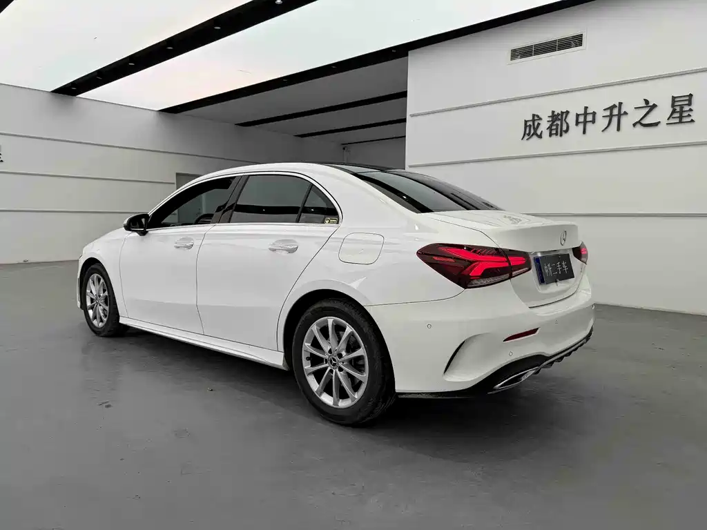 MERCEDES-BENZ A CLASS