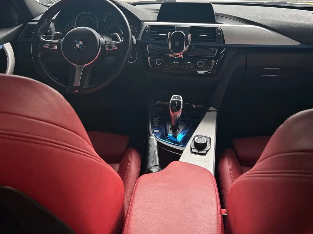 BMW 3 Series — миниатюра 13