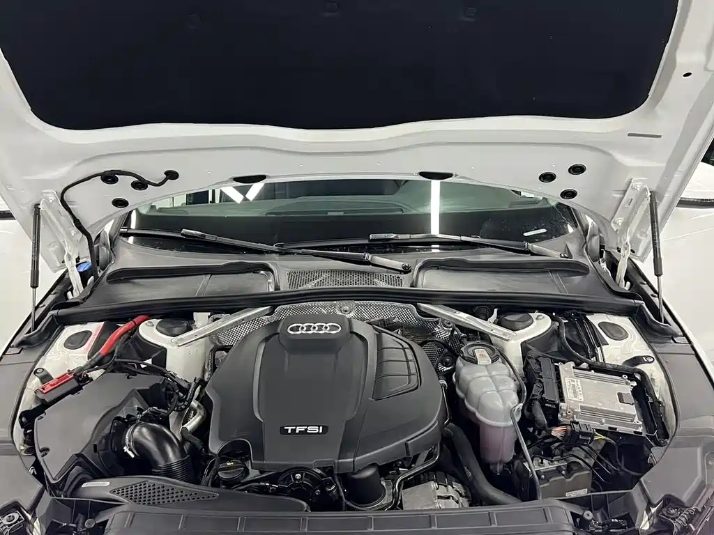 Audi A4L — миниатюра 18