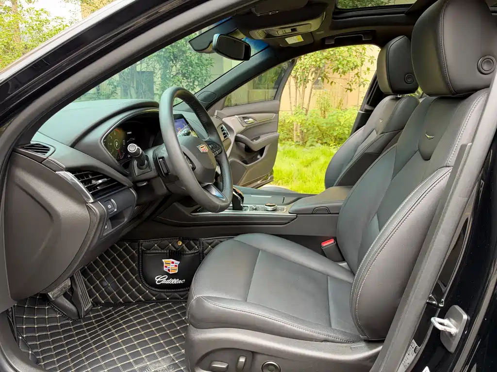 Cadillac CT5 — миниатюра 12