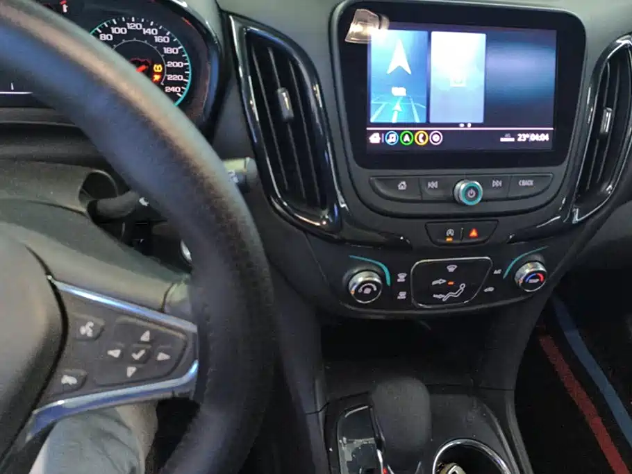 Chevrolet Equinox — миниатюра 13
