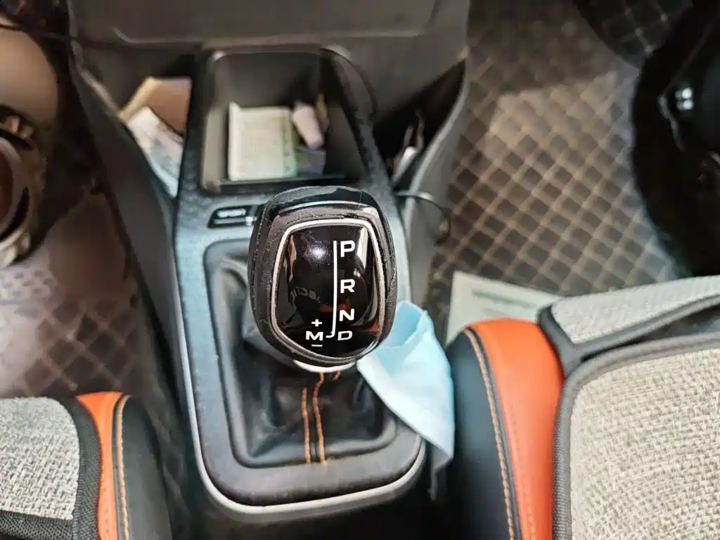 Geely Vision X1 — миниатюра 7