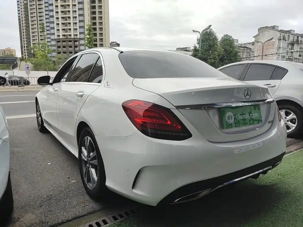 Mercedes-Benz C-Class — миниатюра 5