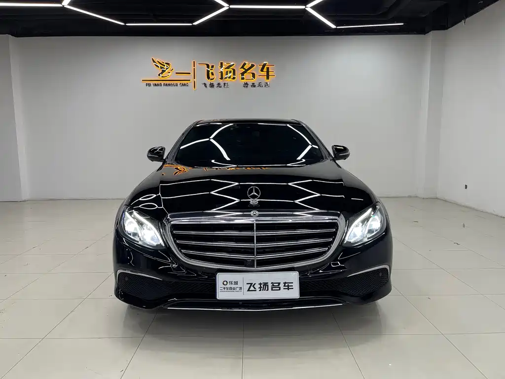 Mercedes-Benz E-Class — миниатюра 2