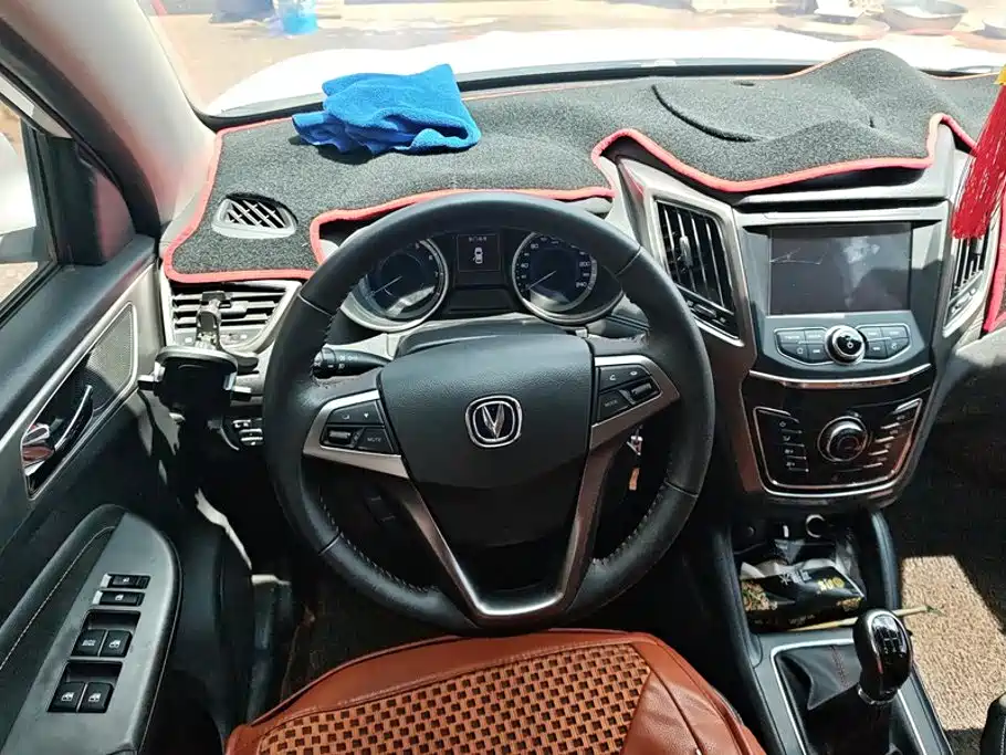Changan CS35 — миниатюра 15