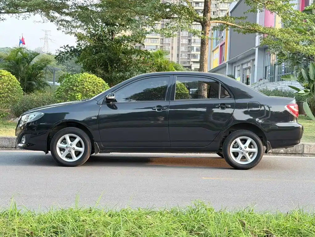 Toyota Corolla — миниатюра 3