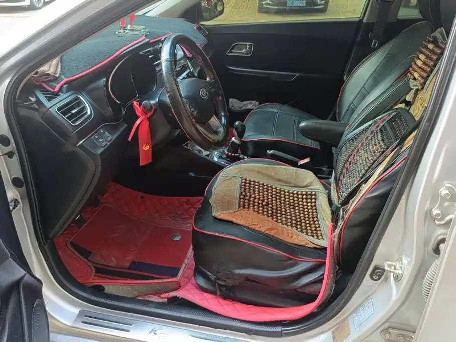 Kia K2 — миниатюра 9