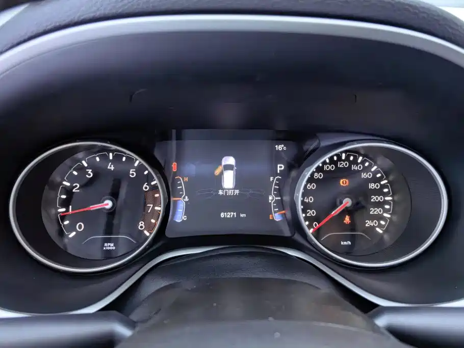 Jeep Compass — миниатюра 14