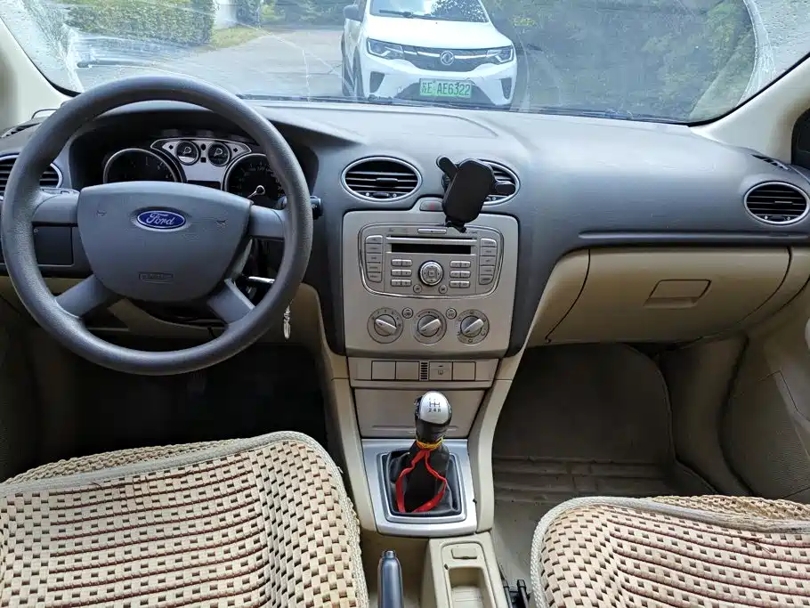 Ford Focus — миниатюра 12
