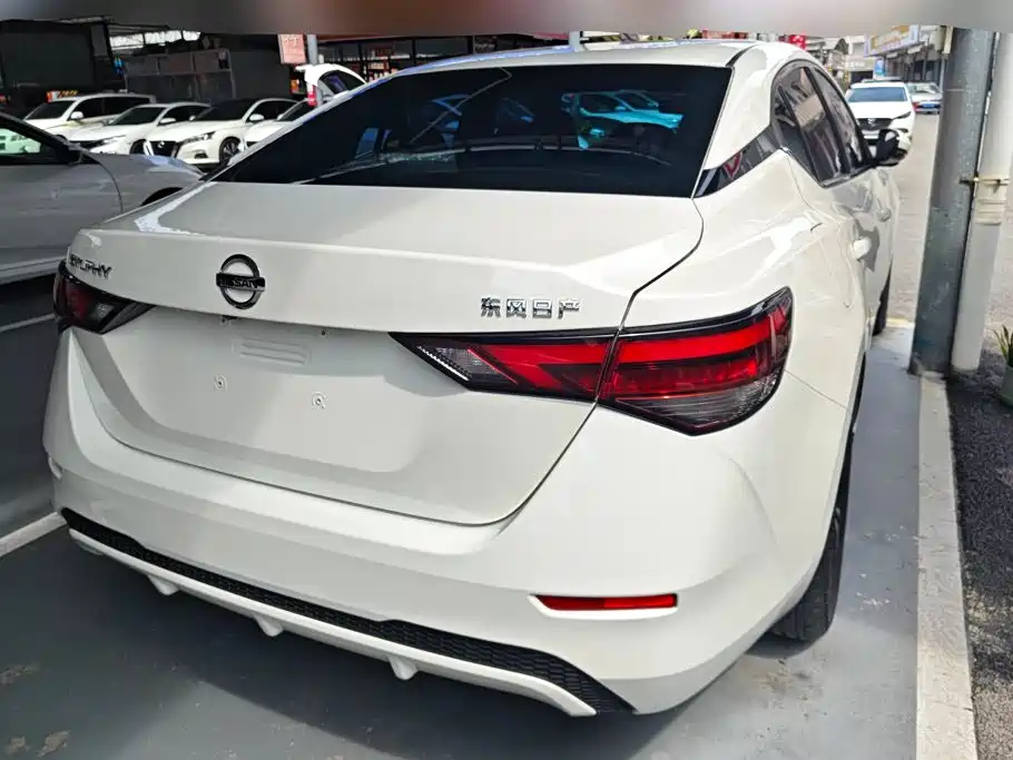 Nissan Sylphy — миниатюра 3