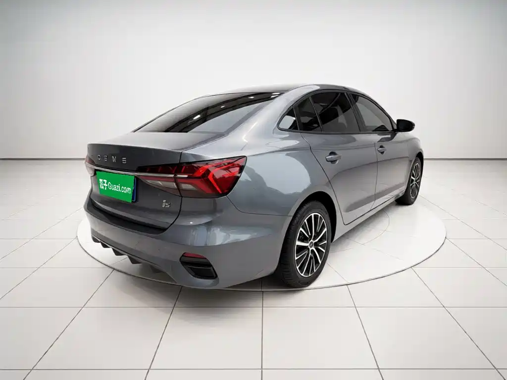 Roewe i5 — миниатюра 6